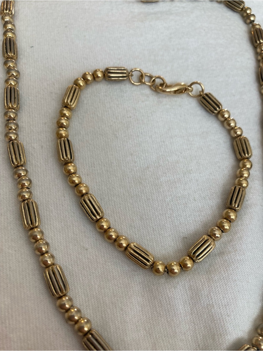 Necklace and Bracelet Vintage Set - Picture 2 of 7